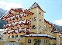 Garni Alpenschloessl Hotel 3*