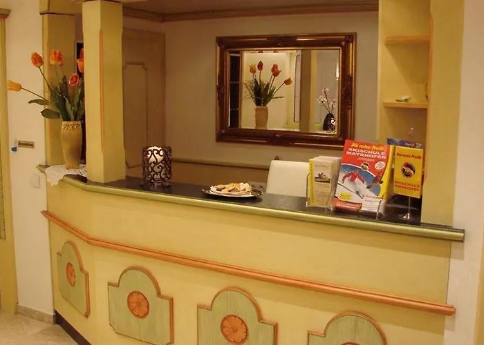 Hotel Alpenschlössl Garni 3*